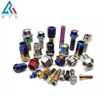 Anoduoti titano riešutai