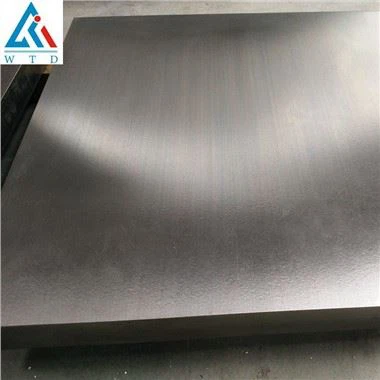 Kalta titano plokštė